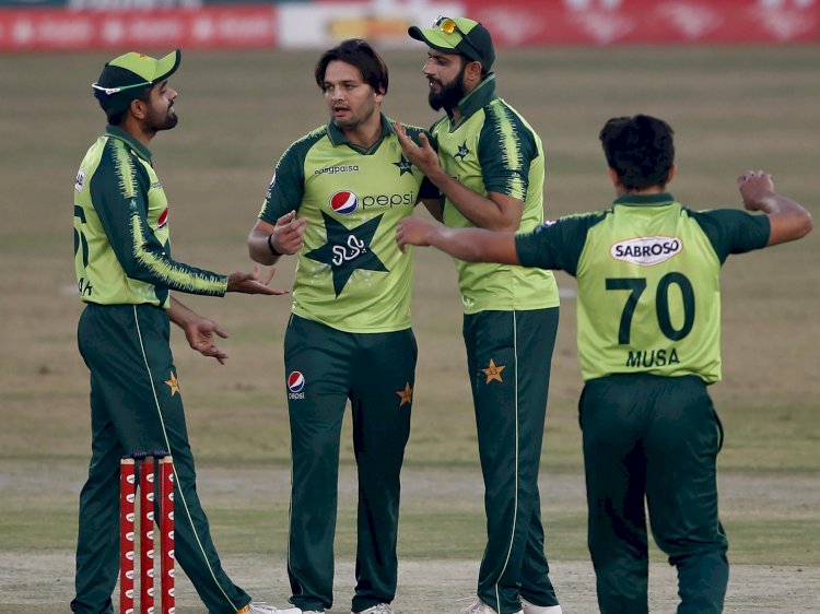 न्यूजीलैंड दौर: पाकिस्तानी क्रिकेट टीम के 6 खिलाड़ी पाए गए कोरोना संक्रमित